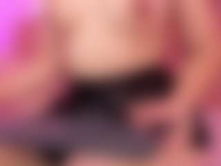 violeth-7's Live Sex Cam Show