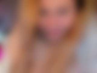 Live cam show with WetLuna1 - Delicious on Camsoda