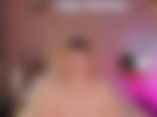 Live cam show with WetLuna1 - Angel on Milfs Live