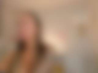 Live cam show with CrystalMus - Athletic on TeamSkeetLive