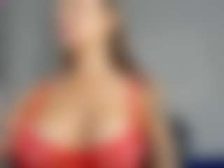 Live cam show with CrystalMus - Deepthroat on Camsoda