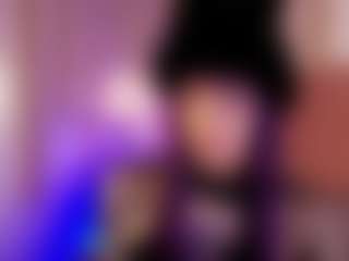Live cam show with DaphneVelmont - Orgasm on CamClone