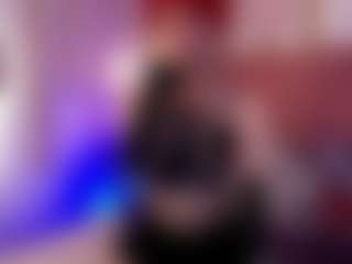 Live cam show with DaphneVelmont - Brown Eyes on CamwithHer