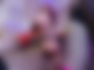 Live cam show with DaphneVelmont - Teen (18+) on Dare Cams