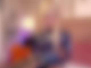 Spettacolo in cam dal vivo con DaphneVelmont - Young Adult su Camsoda