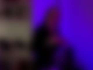LorenDragone's Live Sex Cam Show