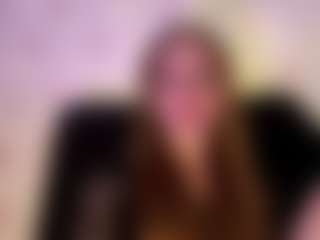 Live cam show with LorenDragone - New Blowjob on Camsoda