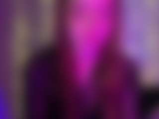 LorenDragone's Live Sex Cam Show