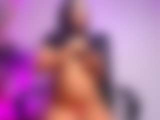 luucy-18's Live Sex Cam Show