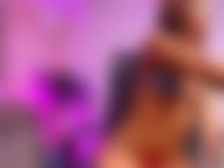 luucy-18's Live Sex Cam Show