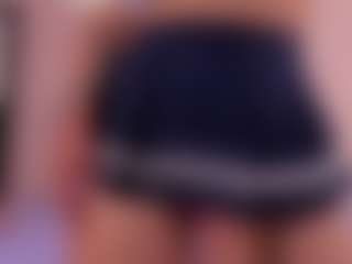 Mia-Cooper02's Live Sex Cam Show