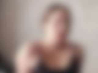 Live cam show with EffieBinn - Erotic Dance on madthumbs