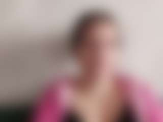 Live cam show with EffieBinn - Erotic on liverealitysex.com