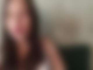Live cam show with EffieBinn - Tight on Camsoda