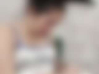 Live cam show with EffieBinn - Roleplay on AdultVida.com