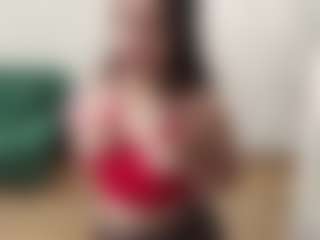 Live cam show with EffieBinn - Schoolgirl on Fit Hotties