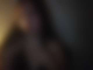 Live cam show with EffieBinn - Sporty on Camsoda