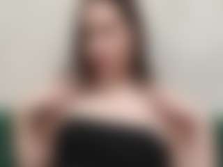 Live cam show with EffieBinn - Ride on CamClone