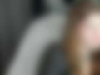 Elyra-Zyra's Live Sex Cam Show