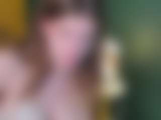 Live cam show with Elyra-Zyra - Crazy on Hubzter Live