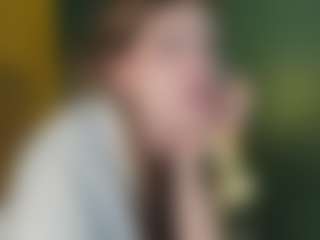 Live cam show with Elyra-Zyra - Babygirl on x69.live