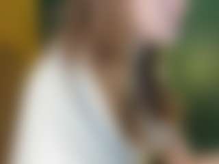 Elyra-Zyra's Live Sex Cam Show