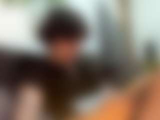 Live cam show with Lissa - Cute on CamClone