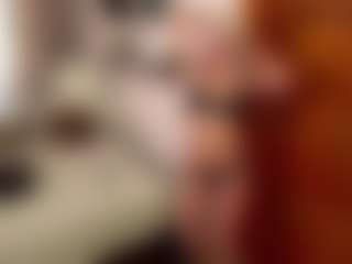 Live cam show with NicolleCliche - Asshole on StripNow