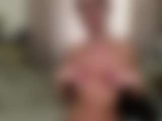 Live cam show with NicolleCliche - Oil on PervPlay.com