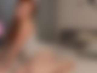 Live cam show with RomonaConlee - Average on Camsoda