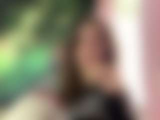 Live cam show with WanettaGivhan - Bikini on TeamSkeetLive