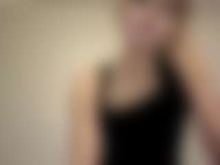 Live cam show with WanettaGivhan - Granny on Streamer API