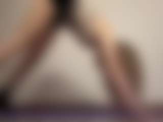 Live cam show with WanettaGivhan - Hairy Pussy on Camsoda