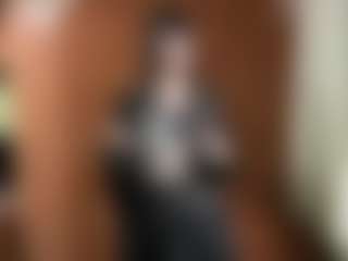 Mia's Live Sex Cam Show