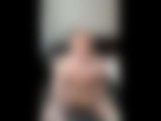 kyysaua's Live Sex Cam Show