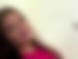 Live cam show with Sara - New Brown Eyes on Camsoda