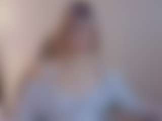 Show de cam en vivo con Megg-bb - Yoga en Camsoda
