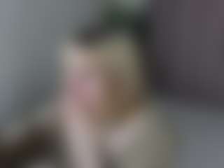 Live cam show with Megg-bb - Thin on AdultVida.com