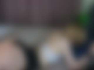 Live cam show with Megg-bb - Oil on SinfulBabes