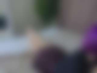 Live cam show with Megg-bb - Teasing on WildCum