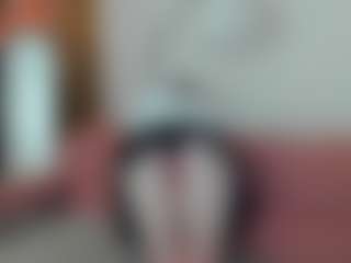 Live cam show with Megg-bb - Doggy on SmokeAndPoke