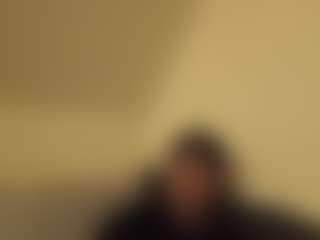 yesiam4u's Live Sex Cam Show