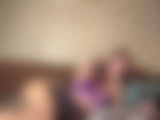 Lia's Live Sex Cam Show