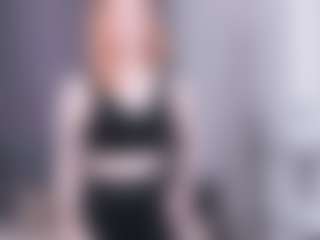 Live cam show with EvitaJustice - Red Hair Teen (18+) on Instabang