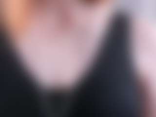 Live cam show with EvitaJustice - Red Hair Fetish on Dolls Live