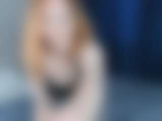 Live cam show with EvitaJustice - Red Hair on SquirtSoMuch