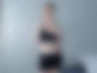Live cam show with EvitaJustice - Red Hair Middle Aged on ObeyMaria
