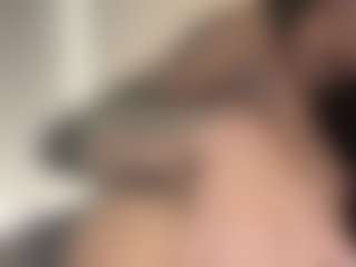 Live cam show with HazelKurrency - Petite Young Adult on Camsoda