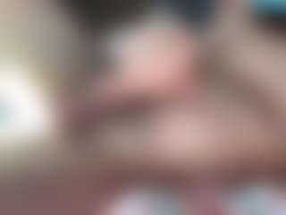 onerzi217's Live Sex Cam Show