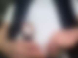 amsterdam197328's Live Sex Cam Show